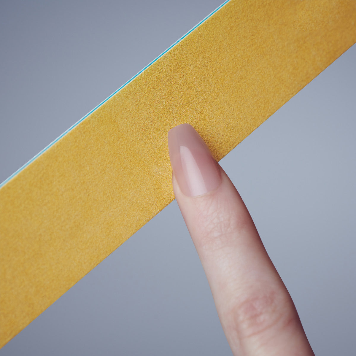 KISS GLUE & PRESS ON NAIL FILE