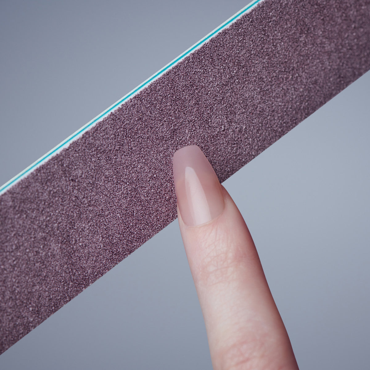 KISS GLUE & PRESS ON NAIL FILE
