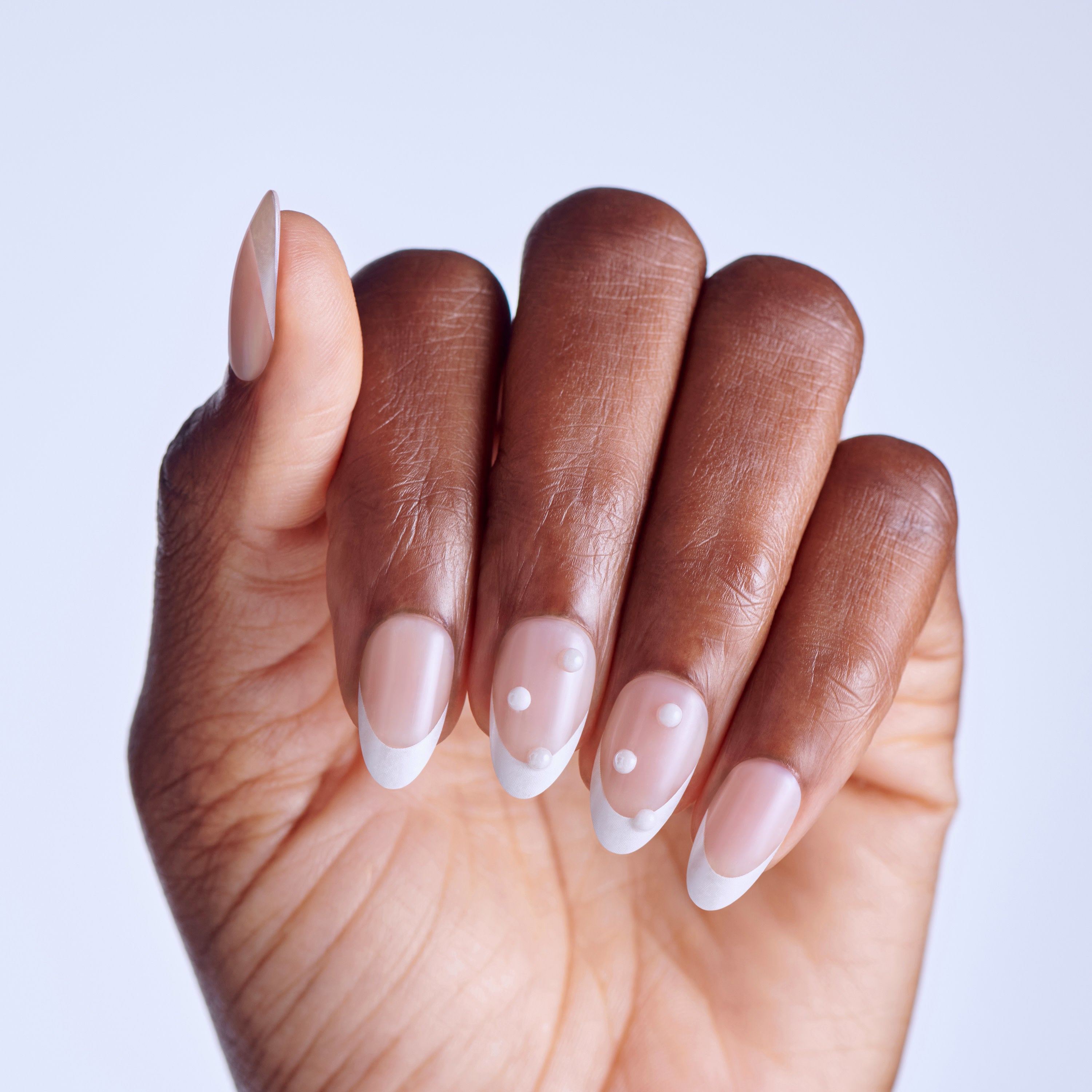 KISS imPRESS Press On Nails Almond, ‘Chills’, Bílá, Střední, 30 Kusů (Kopie)